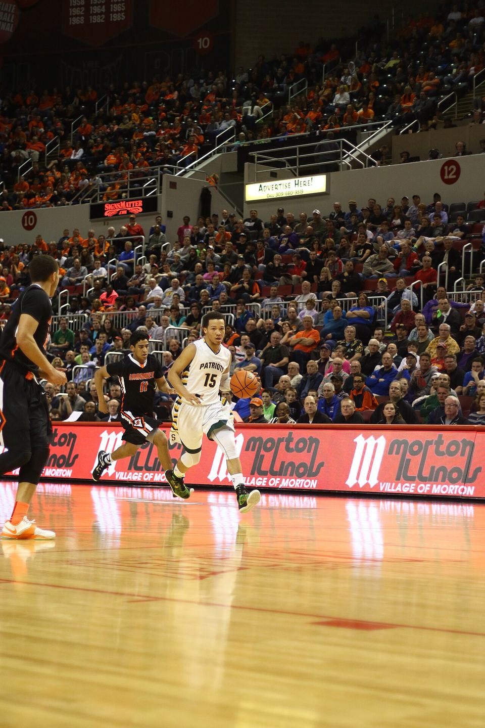 欧博官网 · 夜间